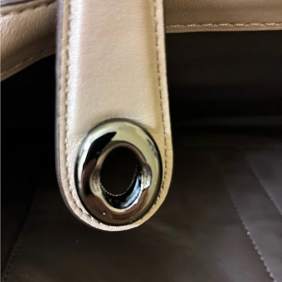 COACH Brooklyn Carryall Turnlock Shoulder Hand 2way Bag Leather BEIGE NWOT - Picture 12 of 16